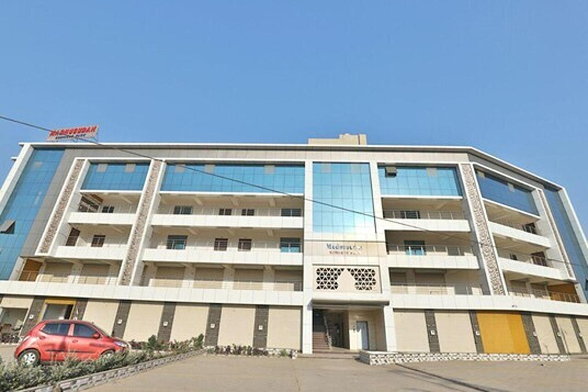 Hotel Om Balaji Ahmedabad Exterior photo